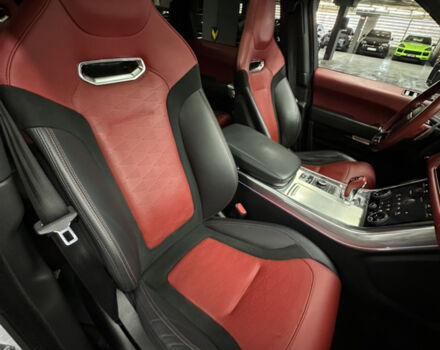 Білий Ленд Ровер Range Rover Sport, об'ємом двигуна 5 л та пробігом 73 тис. км за 64000 $, фото 34 на Automoto.ua