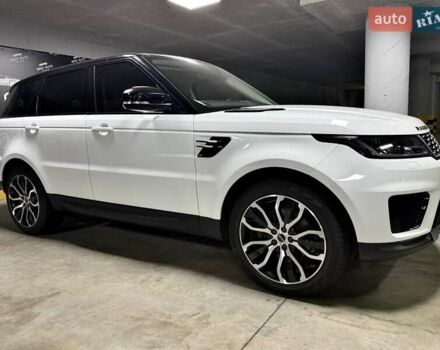 Білий Ленд Ровер Range Rover Sport, об'ємом двигуна 2 л та пробігом 76 тис. км за 45500 $, фото 6 на Automoto.ua