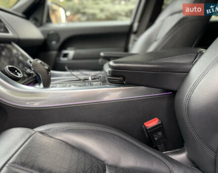 Білий Ленд Ровер Range Rover Sport, об'ємом двигуна 3 л та пробігом 96 тис. км за 37500 $, фото 74 на Automoto.ua