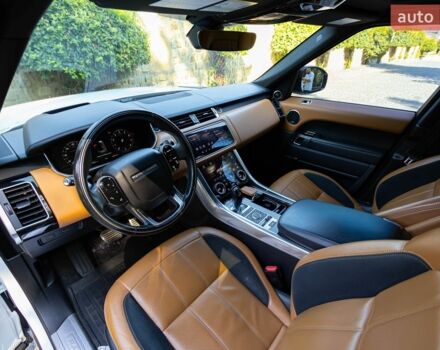Білий Ленд Ровер Range Rover Sport, об'ємом двигуна 5 л та пробігом 184 тис. км за 42000 $, фото 11 на Automoto.ua
