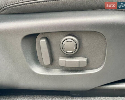 Белый Ленд Ровер Рендж Ровер Спорт, объемом двигателя 2 л и пробегом 91 тыс. км за 46000 $, фото 33 на Automoto.ua