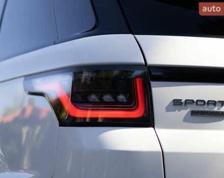 Білий Ленд Ровер Range Rover Sport, об'ємом двигуна 5 л та пробігом 184 тис. км за 42000 $, фото 10 на Automoto.ua