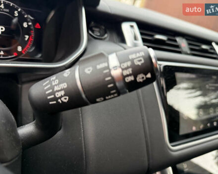 Білий Ленд Ровер Range Rover Sport, об'ємом двигуна 3 л та пробігом 96 тис. км за 37500 $, фото 25 на Automoto.ua