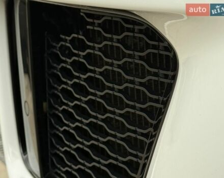 Білий Ленд Ровер Range Rover Sport, об'ємом двигуна 2 л та пробігом 133 тис. км за 37500 $, фото 18 на Automoto.ua