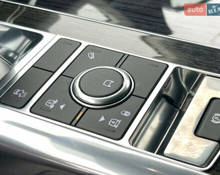 Белый Ленд Ровер Рендж Ровер Спорт, объемом двигателя 2 л и пробегом 92 тыс. км за 38980 $, фото 27 на Automoto.ua