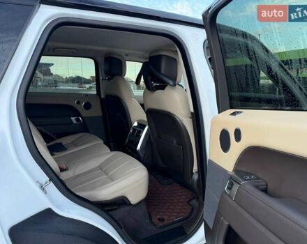 Білий Ленд Ровер Range Rover Sport, об'ємом двигуна 3 л та пробігом 142 тис. км за 34900 $, фото 49 на Automoto.ua