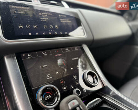 Білий Ленд Ровер Range Rover Sport, об'ємом двигуна 3 л та пробігом 96 тис. км за 37500 $, фото 30 на Automoto.ua