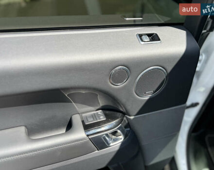 Белый Ленд Ровер Рендж Ровер Спорт, объемом двигателя 3 л и пробегом 106 тыс. км за 39900 $, фото 19 на Automoto.ua