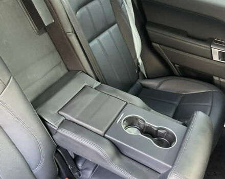 Білий Ленд Ровер Range Rover Sport, об'ємом двигуна 3 л та пробігом 130 тис. км за 35600 $, фото 35 на Automoto.ua