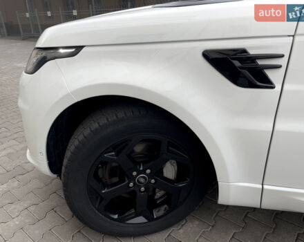 Білий Ленд Ровер Range Rover Sport, об'ємом двигуна 3 л та пробігом 78 тис. км за 62000 $, фото 12 на Automoto.ua