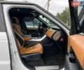 Білий Ленд Ровер Range Rover Sport, об'ємом двигуна 5 л та пробігом 183 тис. км за 37000 $, фото 4 на Automoto.ua
