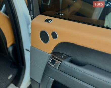 Білий Ленд Ровер Range Rover Sport, об'ємом двигуна 2.99 л та пробігом 210 тис. км за 34900 $, фото 65 на Automoto.ua