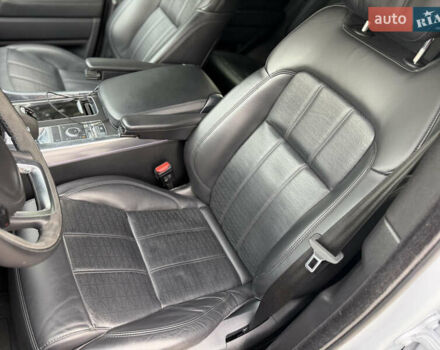 Білий Ленд Ровер Range Rover Sport, об'ємом двигуна 3 л та пробігом 96 тис. км за 37500 $, фото 79 на Automoto.ua