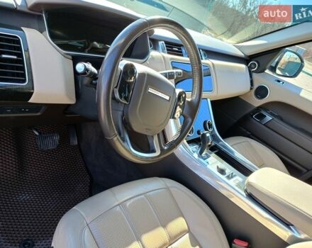 Белый Ленд Ровер Рендж Ровер Спорт, объемом двигателя 2 л и пробегом 120 тыс. км за 38400 $, фото 22 на Automoto.ua