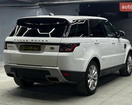 Белый Ленд Ровер Рендж Ровер Спорт, объемом двигателя 3 л и пробегом 207 тыс. км за 34700 $, фото 3 на Automoto.ua