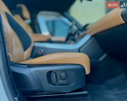 Білий Ленд Ровер Range Rover Sport, об'ємом двигуна 2.99 л та пробігом 210 тис. км за 29500 $, фото 83 на Automoto.ua