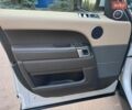 Білий Ленд Ровер Range Rover Sport, об'ємом двигуна 2 л та пробігом 124 тис. км за 31500 $, фото 39 на Automoto.ua