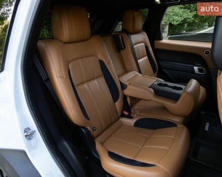 Білий Ленд Ровер Range Rover Sport, об'ємом двигуна 5 л та пробігом 184 тис. км за 42000 $, фото 22 на Automoto.ua