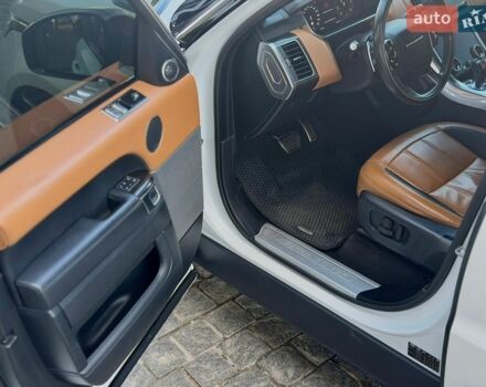 Білий Ленд Ровер Range Rover Sport, об'ємом двигуна 2.99 л та пробігом 210 тис. км за 29500 $, фото 52 на Automoto.ua