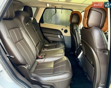 Білий Ленд Ровер Range Rover Sport, об'ємом двигуна 3 л та пробігом 154 тис. км за 38000 $, фото 19 на Automoto.ua