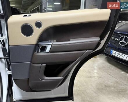 Білий Ленд Ровер Range Rover Sport, об'ємом двигуна 2 л та пробігом 76 тис. км за 45500 $, фото 61 на Automoto.ua