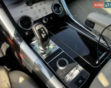 Белый Ленд Ровер Рендж Ровер Спорт, объемом двигателя 3 л и пробегом 76 тыс. км за 55000 $, фото 29 на Automoto.ua