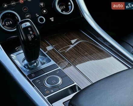 Білий Ленд Ровер Range Rover Sport, об'ємом двигуна 3 л та пробігом 71 тис. км за 50999 $, фото 33 на Automoto.ua