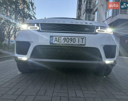 Белый Ленд Ровер Рендж Ровер Спорт, объемом двигателя 2.99 л и пробегом 115 тыс. км за 59900 $, фото 1 на Automoto.ua