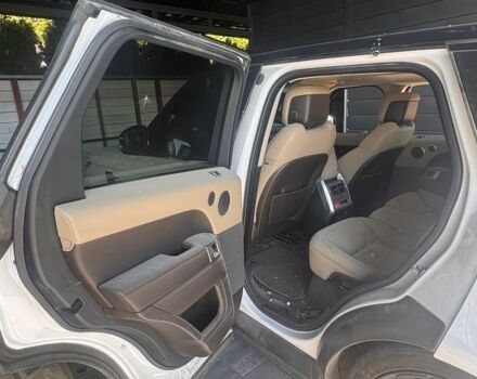 Білий Ленд Ровер Range Rover Sport, об'ємом двигуна 2.99 л та пробігом 145 тис. км за 32000 $, фото 9 на Automoto.ua