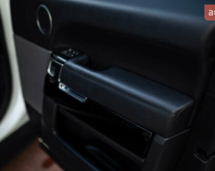 Білий Ленд Ровер Range Rover Sport, об'ємом двигуна 3 л та пробігом 130 тис. км за 45000 $, фото 66 на Automoto.ua