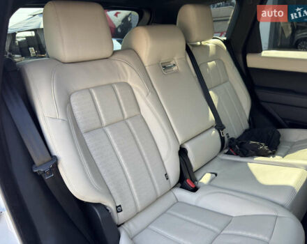 Белый Ленд Ровер Рендж Ровер Спорт, объемом двигателя 3 л и пробегом 76 тыс. км за 55000 $, фото 44 на Automoto.ua