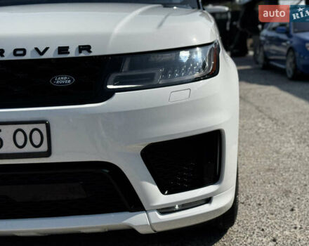 Белый Ленд Ровер Рендж Ровер Спорт, объемом двигателя 3 л и пробегом 76 тыс. км за 55000 $, фото 9 на Automoto.ua