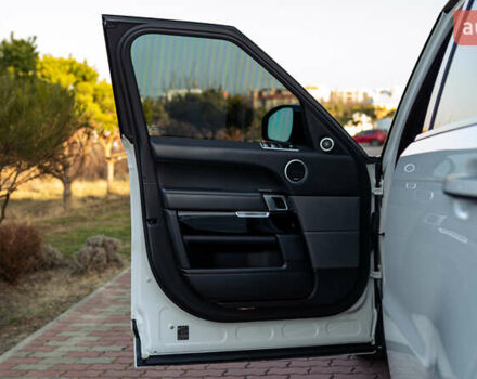 Білий Ленд Ровер Range Rover Sport, об'ємом двигуна 3 л та пробігом 130 тис. км за 45000 $, фото 29 на Automoto.ua