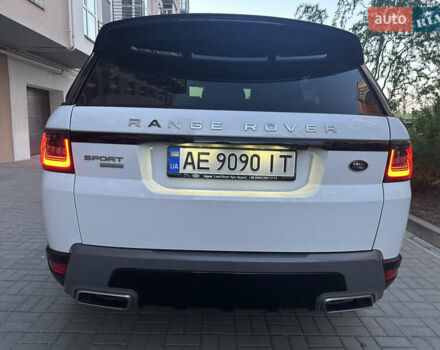 Белый Ленд Ровер Рендж Ровер Спорт, объемом двигателя 2.99 л и пробегом 115 тыс. км за 59900 $, фото 15 на Automoto.ua