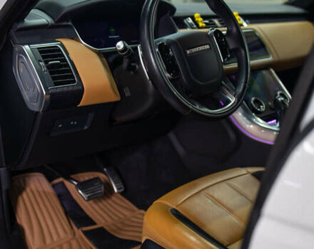 Білий Ленд Ровер Range Rover Sport, об'ємом двигуна 3 л та пробігом 59 тис. км за 71900 $, фото 115 на Automoto.ua