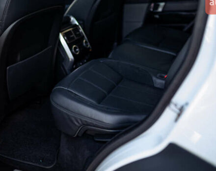 Білий Ленд Ровер Range Rover Sport, об'ємом двигуна 3 л та пробігом 130 тис. км за 45000 $, фото 52 на Automoto.ua