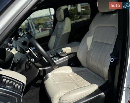 Белый Ленд Ровер Рендж Ровер Спорт, объемом двигателя 3 л и пробегом 76 тыс. км за 55000 $, фото 22 на Automoto.ua