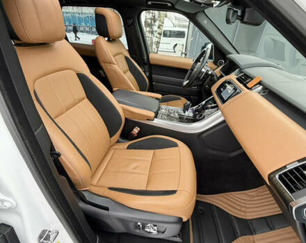 Білий Ленд Ровер Range Rover Sport, об'ємом двигуна 3 л та пробігом 59 тис. км за 71900 $, фото 57 на Automoto.ua