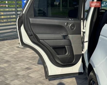 Білий Ленд Ровер Range Rover Sport, об'ємом двигуна 3 л та пробігом 154 тис. км за 32900 $, фото 27 на Automoto.ua