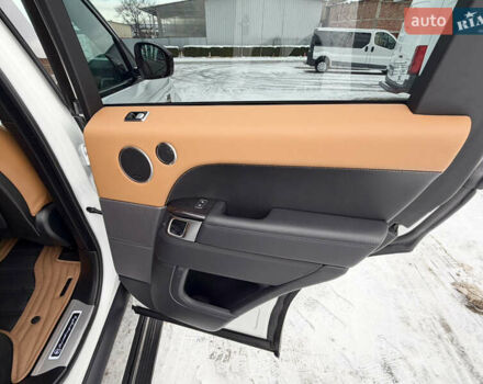 Білий Ленд Ровер Range Rover Sport, об'ємом двигуна 3 л та пробігом 59 тис. км за 71900 $, фото 66 на Automoto.ua