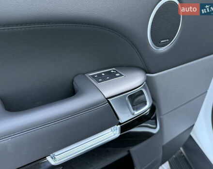 Белый Ленд Ровер Рендж Ровер Спорт, объемом двигателя 2.99 л и пробегом 32 тыс. км за 61900 $, фото 16 на Automoto.ua