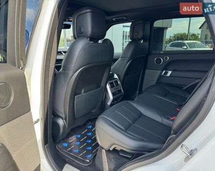 Білий Ленд Ровер Range Rover Sport, об'ємом двигуна 3 л та пробігом 154 тис. км за 32900 $, фото 28 на Automoto.ua
