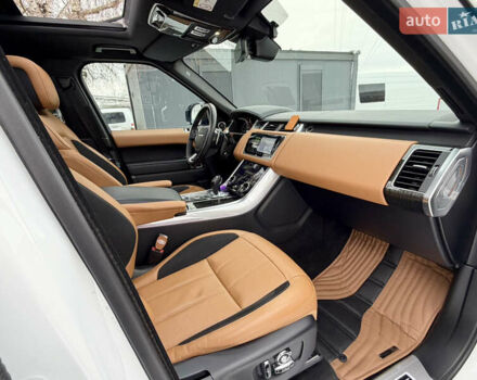 Білий Ленд Ровер Range Rover Sport, об'ємом двигуна 3 л та пробігом 59 тис. км за 71900 $, фото 59 на Automoto.ua