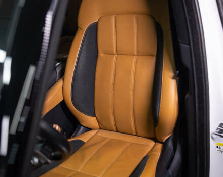 Білий Ленд Ровер Range Rover Sport, об'ємом двигуна 3 л та пробігом 59 тис. км за 71900 $, фото 116 на Automoto.ua