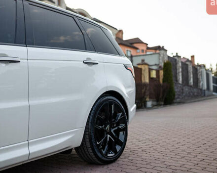 Білий Ленд Ровер Range Rover Sport, об'ємом двигуна 3 л та пробігом 130 тис. км за 45000 $, фото 12 на Automoto.ua