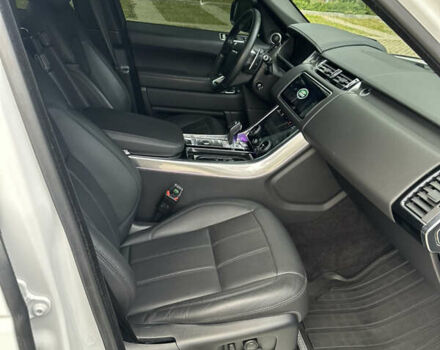 Белый Ленд Ровер Рендж Ровер Спорт, объемом двигателя 5 л и пробегом 21 тыс. км за 58500 $, фото 17 на Automoto.ua