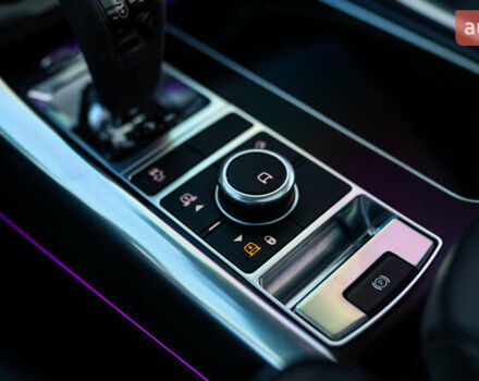 Білий Ленд Ровер Range Rover Sport, об'ємом двигуна 3 л та пробігом 130 тис. км за 45000 $, фото 48 на Automoto.ua