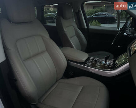 Белый Ленд Ровер Рендж Ровер Спорт, объемом двигателя 2.99 л и пробегом 115 тыс. км за 59900 $, фото 29 на Automoto.ua