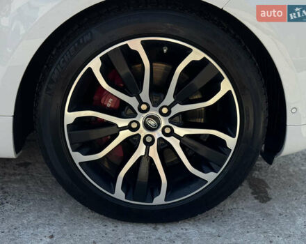 Белый Ленд Ровер Рендж Ровер Спорт, объемом двигателя 3 л и пробегом 76 тыс. км за 55000 $, фото 12 на Automoto.ua