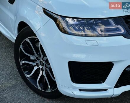 Білий Ленд Ровер Range Rover Sport, об'ємом двигуна 3 л та пробігом 71 тис. км за 50999 $, фото 9 на Automoto.ua